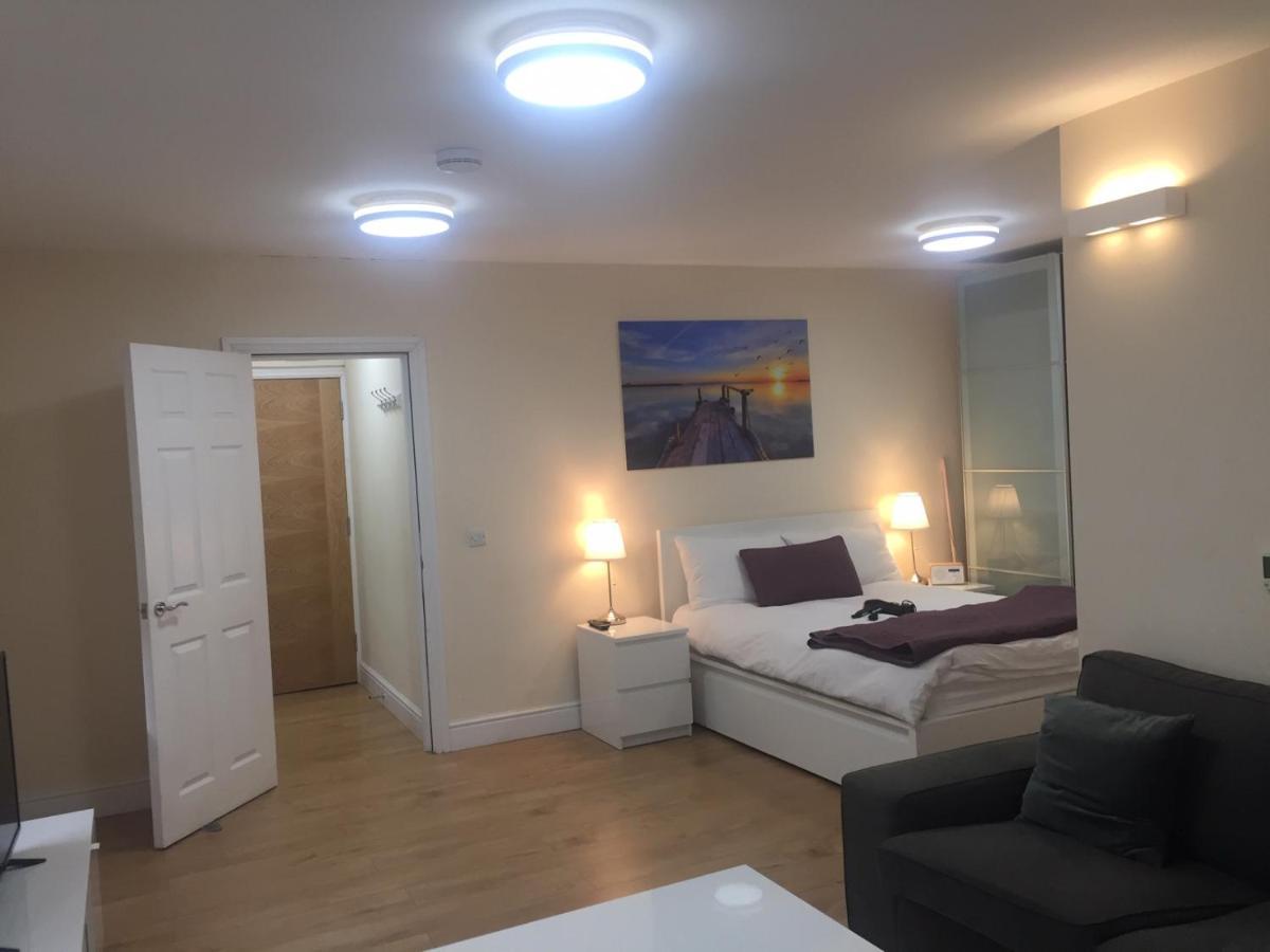 Apartament Westminster House Slough Zewnętrze zdjęcie