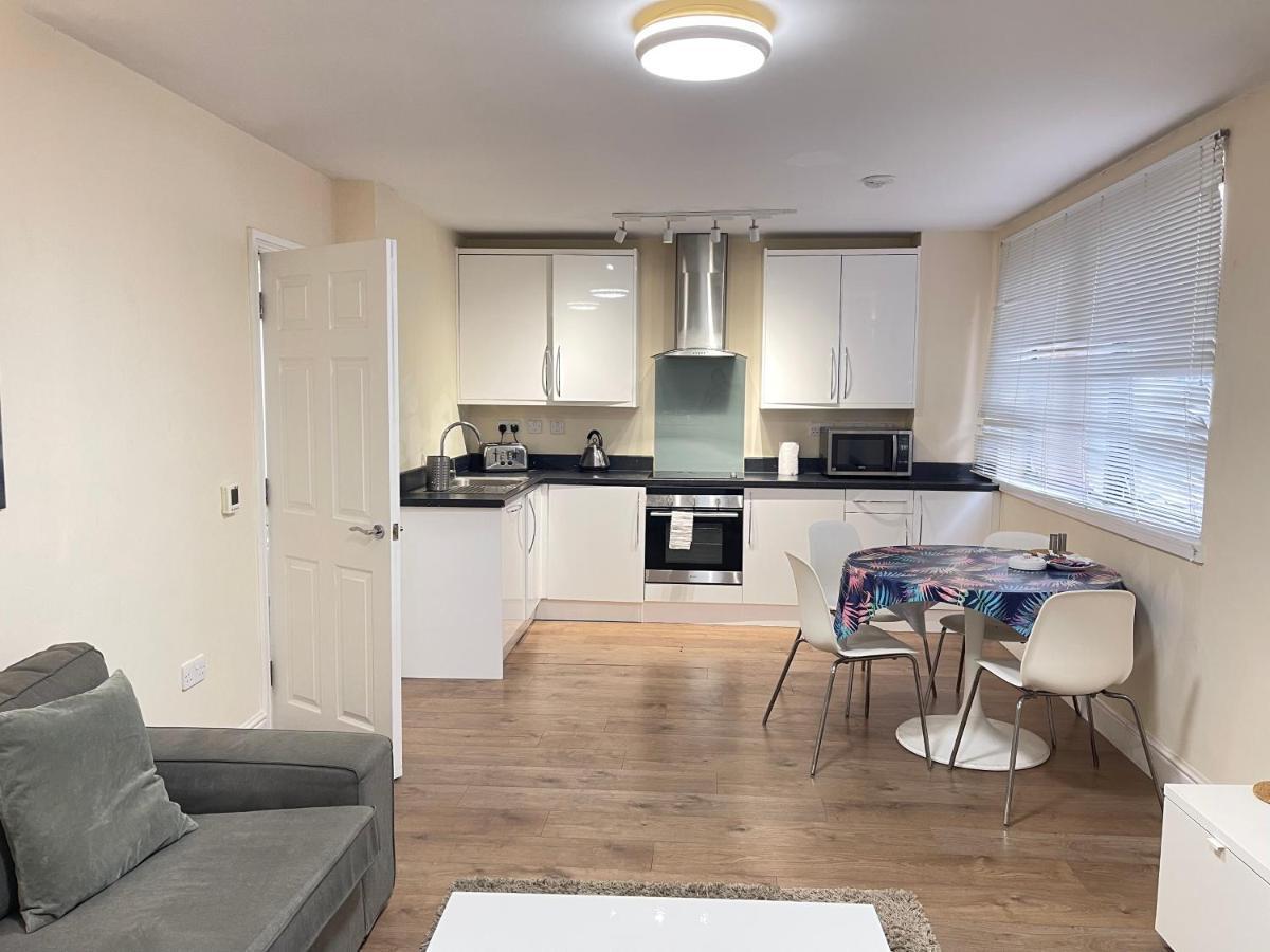 Apartament Westminster House Slough Zewnętrze zdjęcie