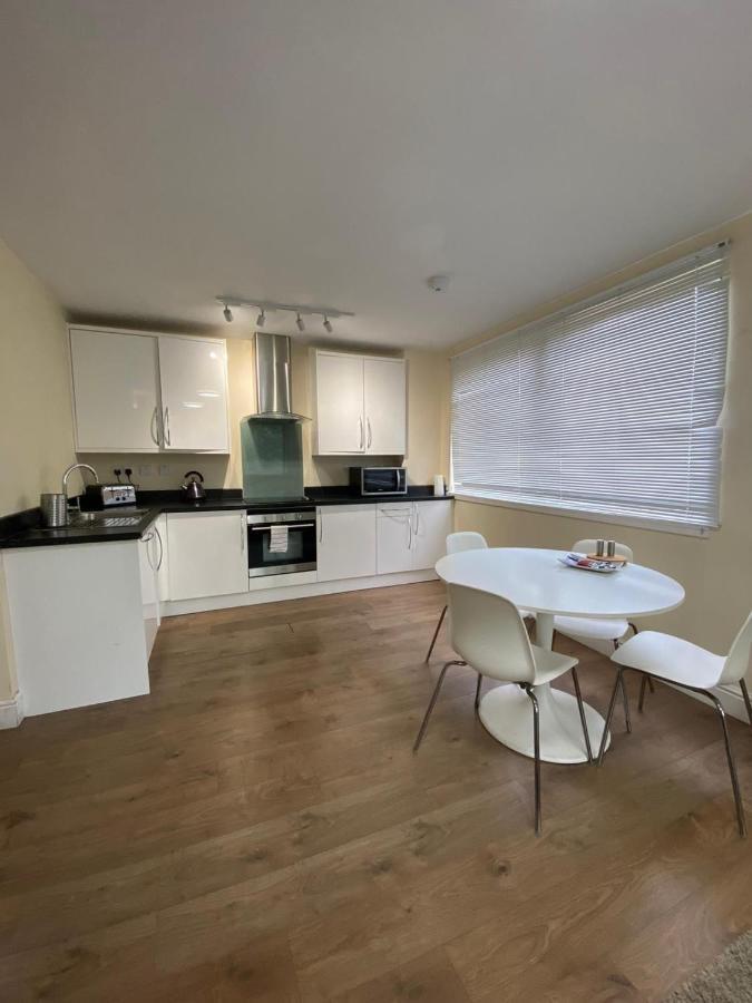 Apartament Westminster House Slough Zewnętrze zdjęcie